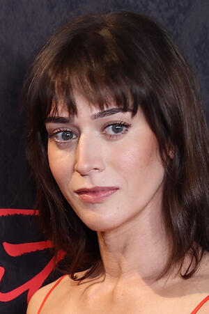 Lizzy Caplan List of All Movies & Filmography | Fandango